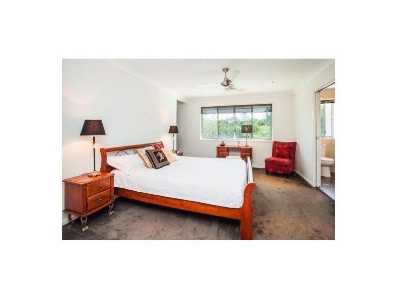 39 Almavale Street, Carindale QLD 4152