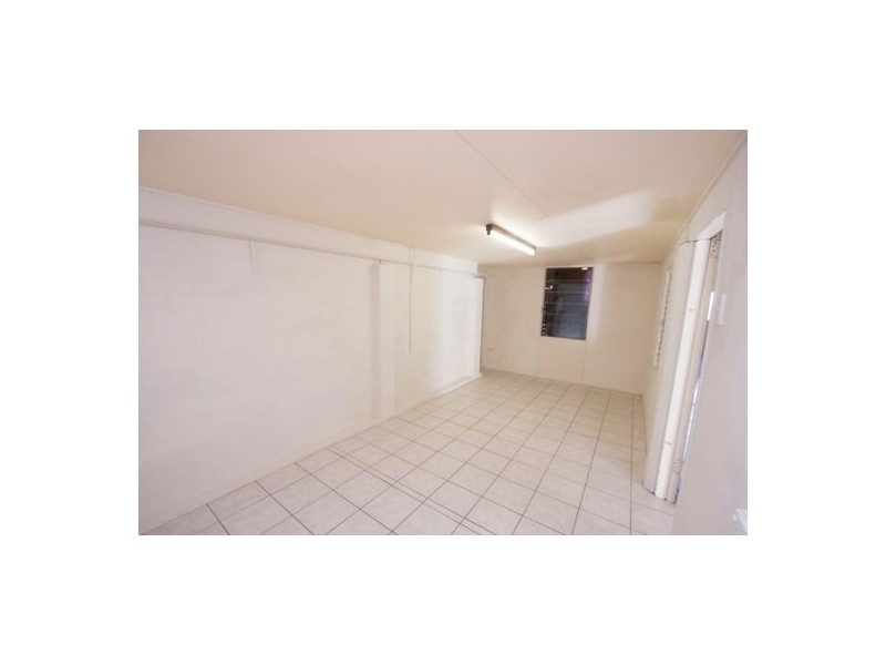 1546 Creek Road, Carina QLD 4152