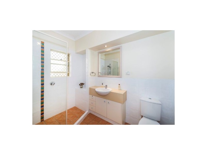 21 Oleander Place, Carindale QLD 4152