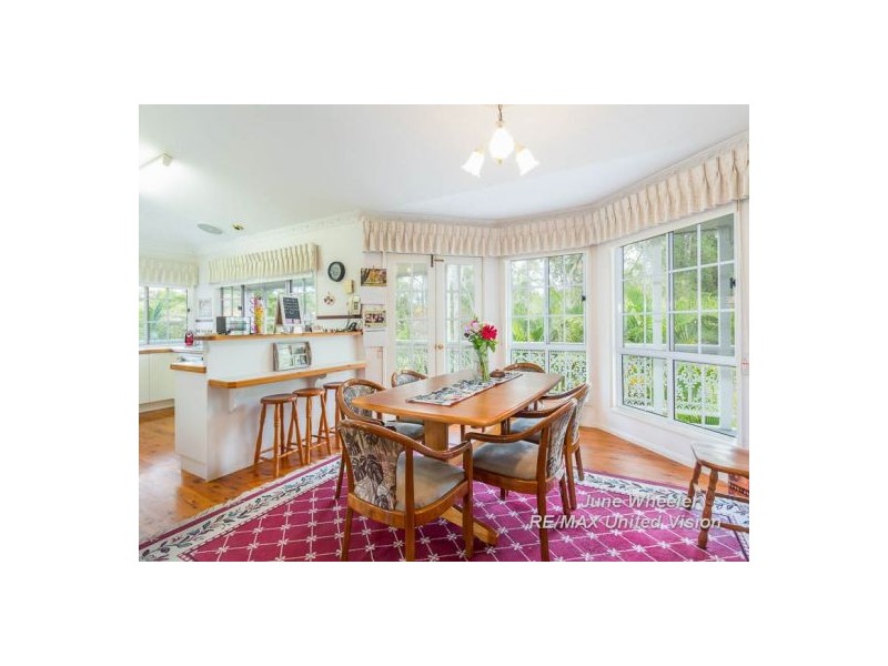 42 Kilmorey Street, Carindale QLD 4152