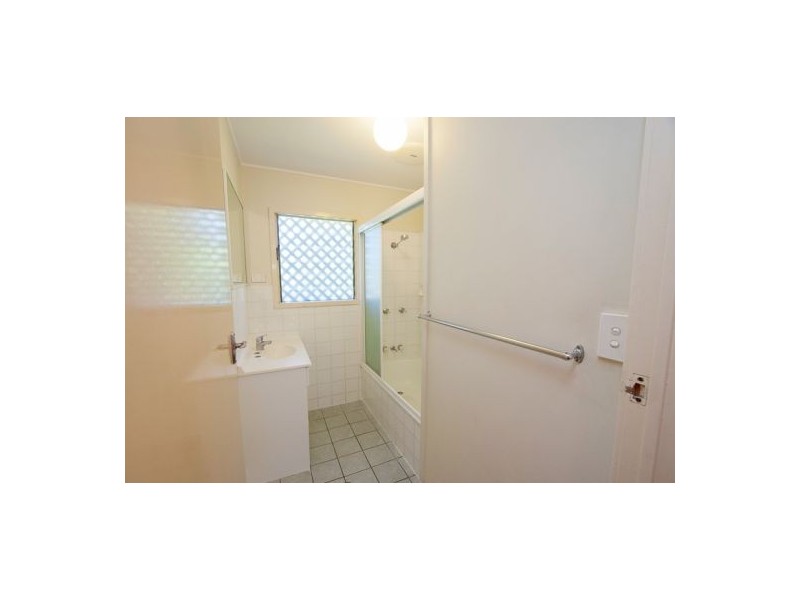 1546 Creek Road, Carina QLD 4152