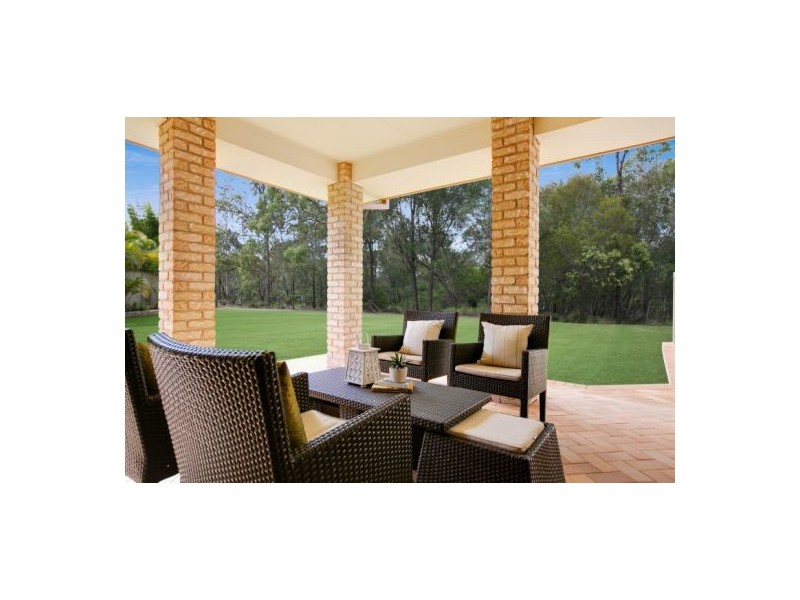 14 Sandalwood Close, Mackenzie QLD 4156