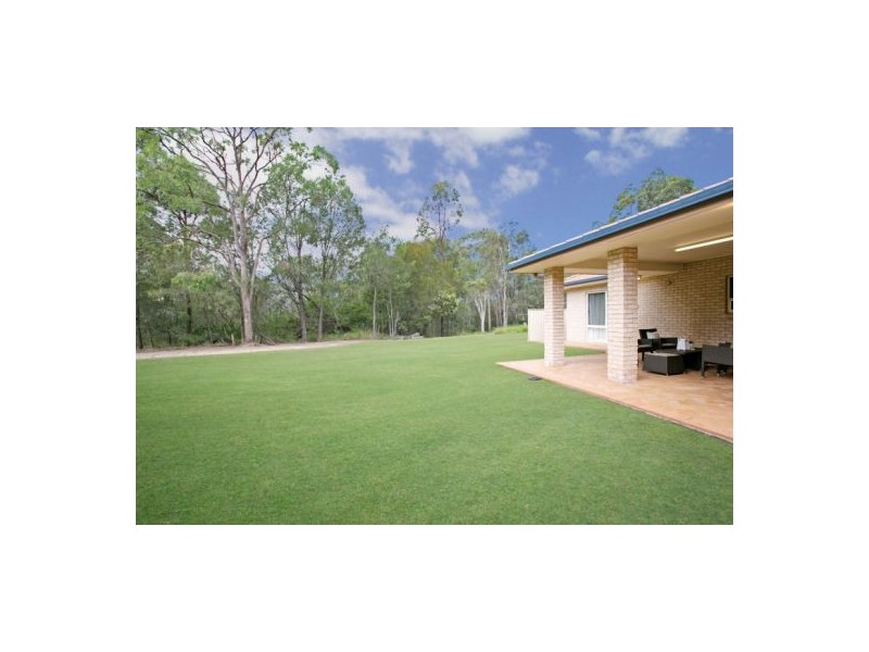 14 Sandalwood Close, Mackenzie QLD 4156