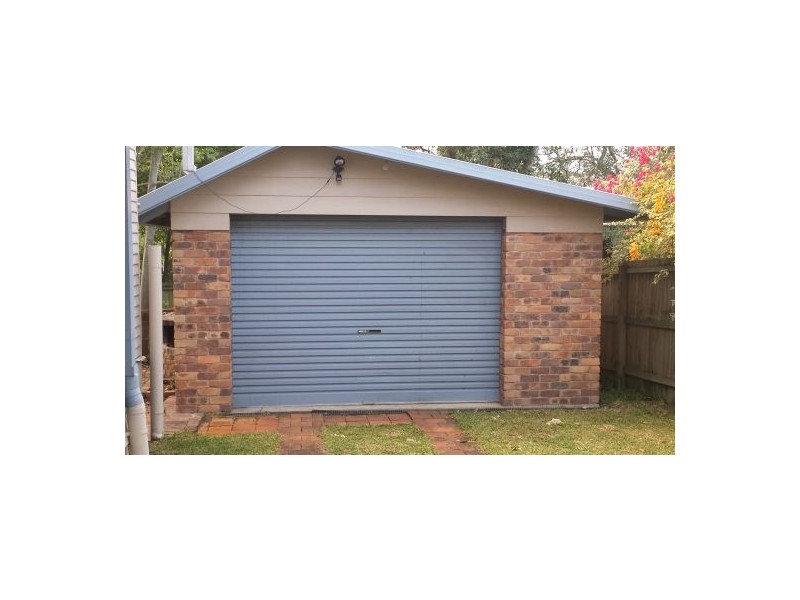 12 Vickers Street, Carina Heights QLD 4152