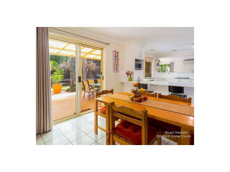 63 Wisteria Crescent, Mount Gravatt East QLD 4122