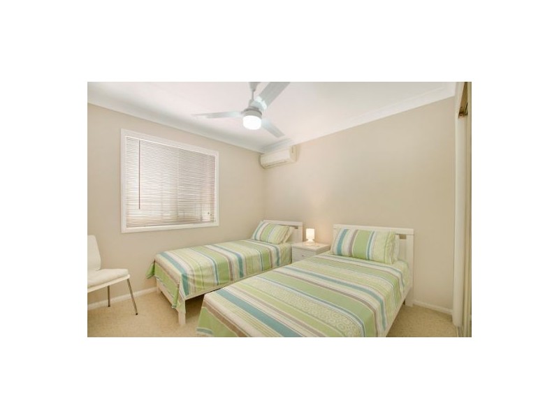 66 Flame Tree Crescent, Carindale QLD 4152