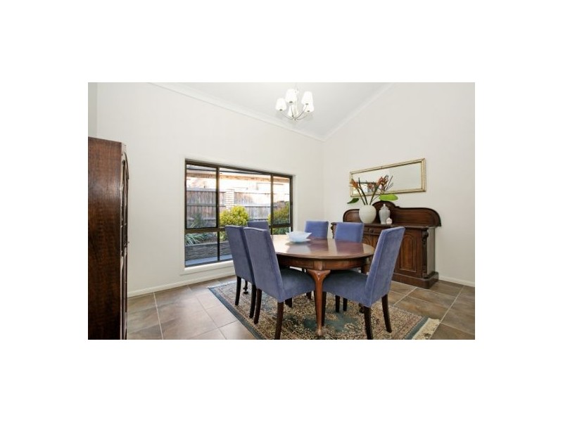 35 Eromanga Street, Carindale QLD 4152