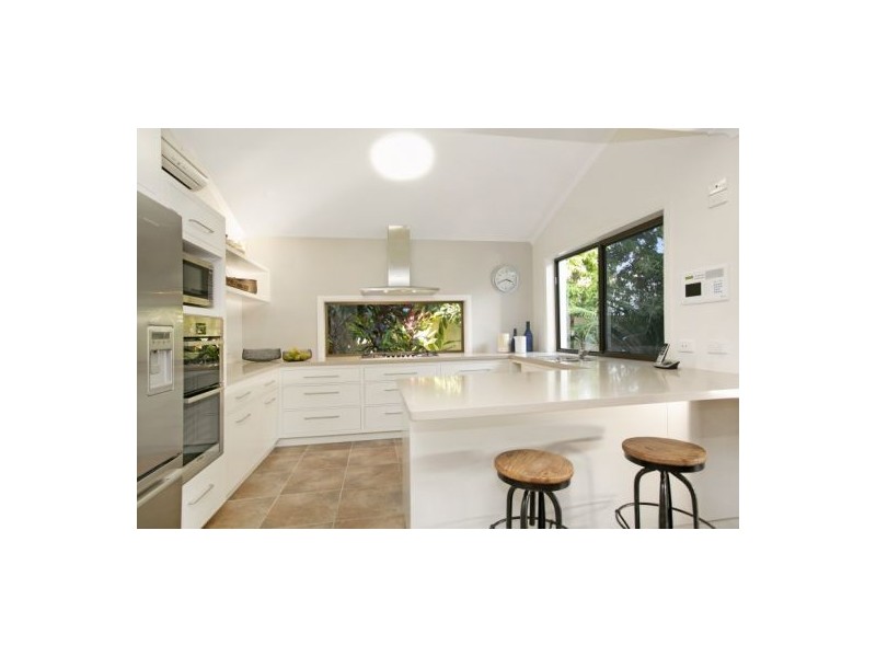 35 Eromanga Street, Carindale QLD 4152