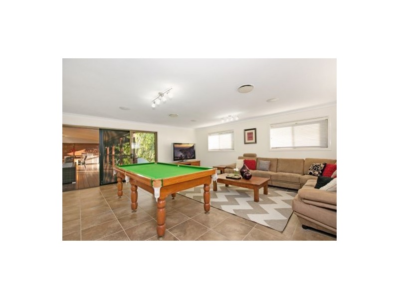 35 Eromanga Street, Carindale QLD 4152