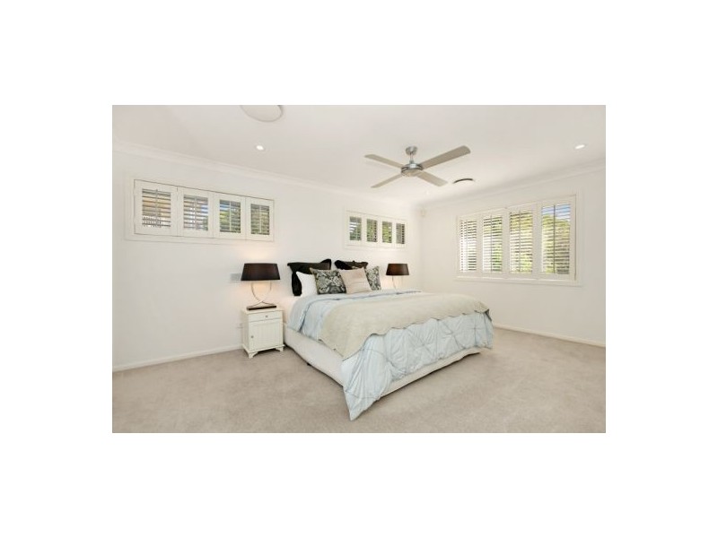 35 Eromanga Street, Carindale QLD 4152