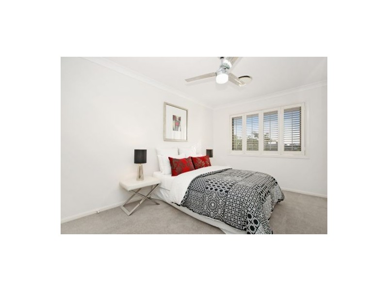 35 Eromanga Street, Carindale QLD 4152