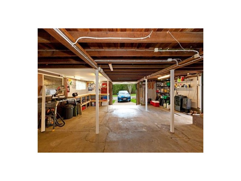 1 Hecklemann Street, Carina Heights QLD 4152