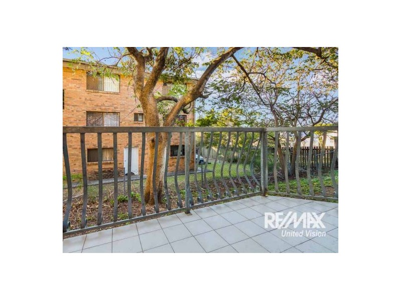 1/70 Wellington Street, Coorparoo QLD 4151