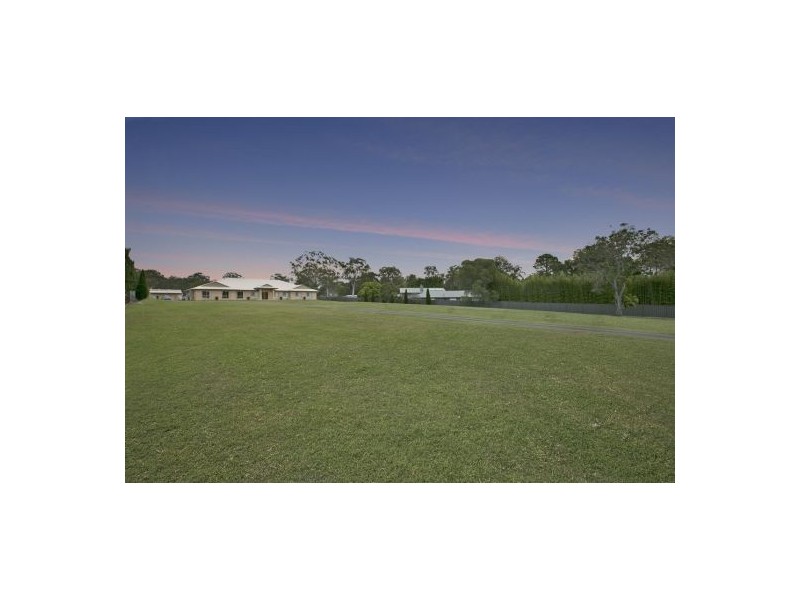 349 Boston Road, Belmont QLD 4153