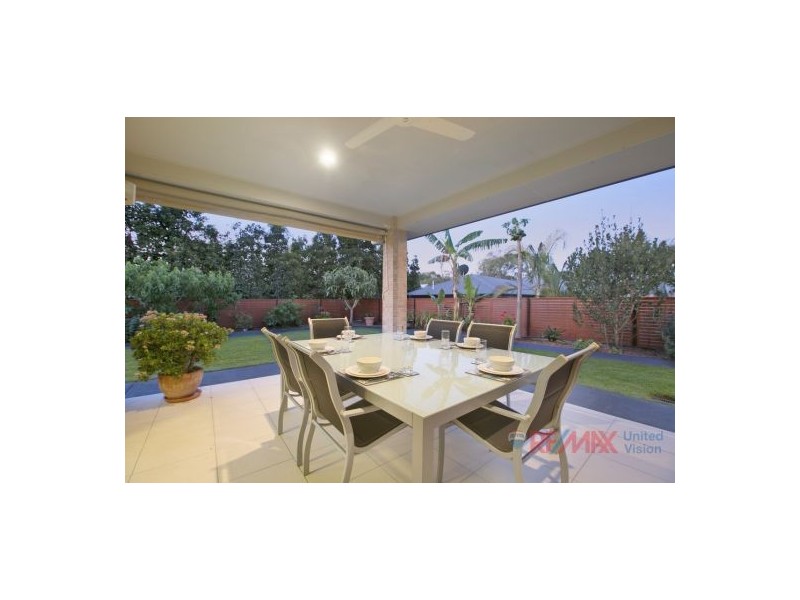 73 Brokenwood Circuit, Gumdale QLD 4154