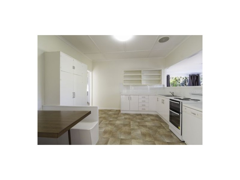 8 Stourbridge St, Mount Gravatt QLD 4122