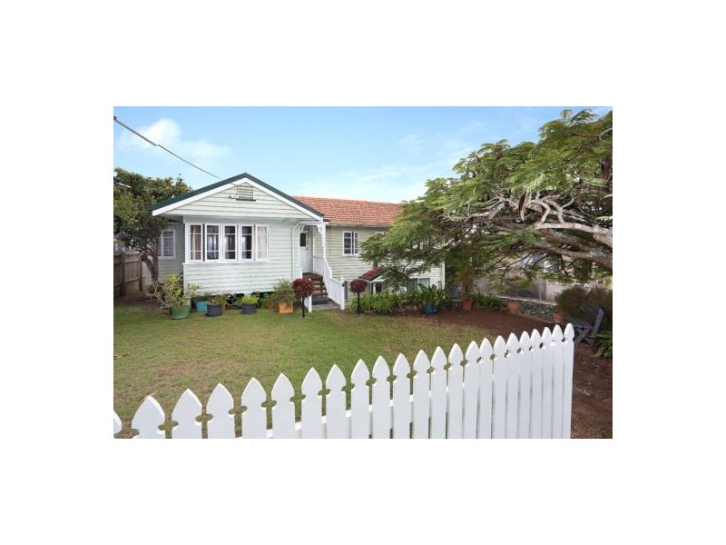 23 Grainger Street, Wynnum QLD 4178