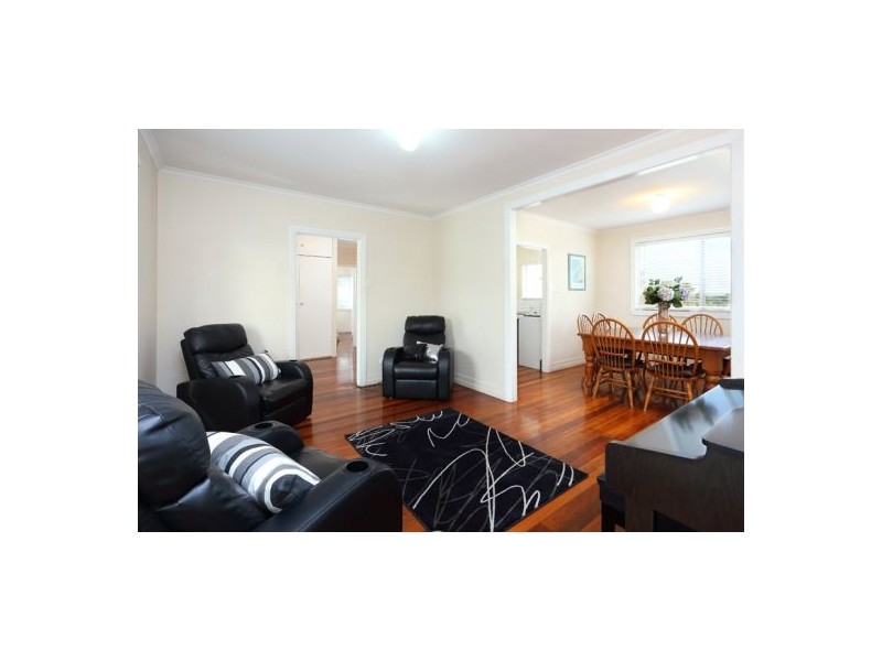 23 Grainger Street, Wynnum QLD 4178