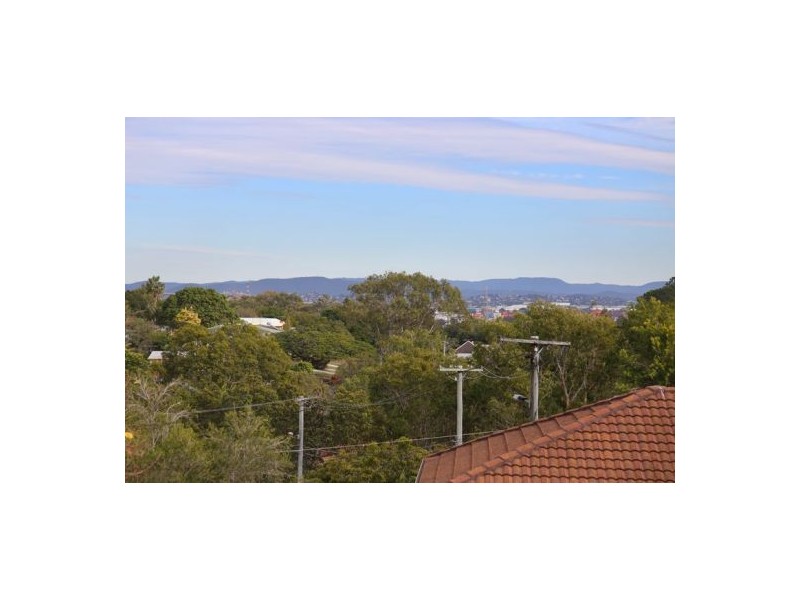 23 Grainger Street, Wynnum QLD 4178