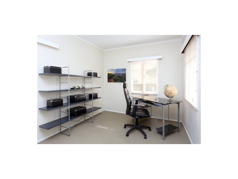 23 Grainger Street, Wynnum QLD 4178