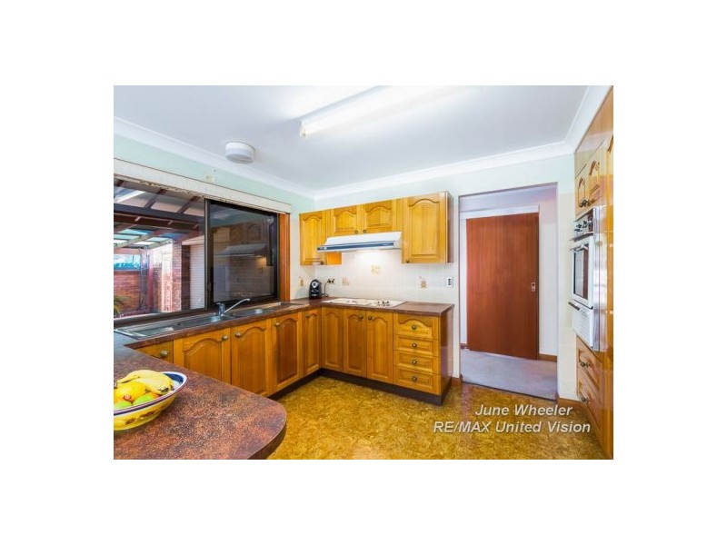 63 Bridgnorth Street, Carindale QLD 4152