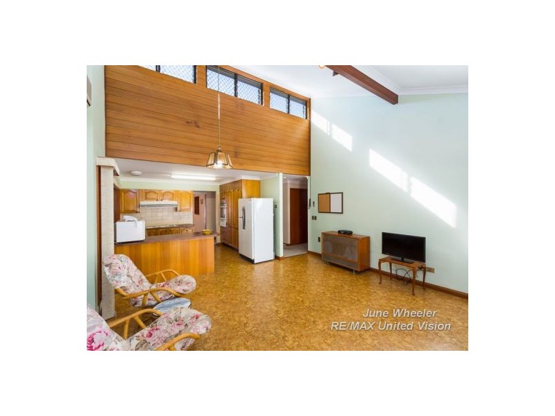 63 Bridgnorth Street, Carindale QLD 4152