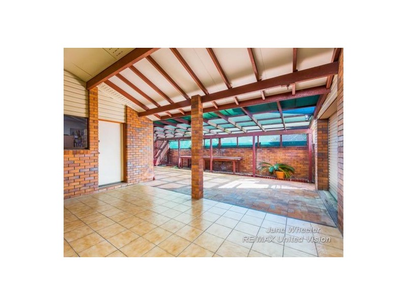 63 Bridgnorth Street, Carindale QLD 4152
