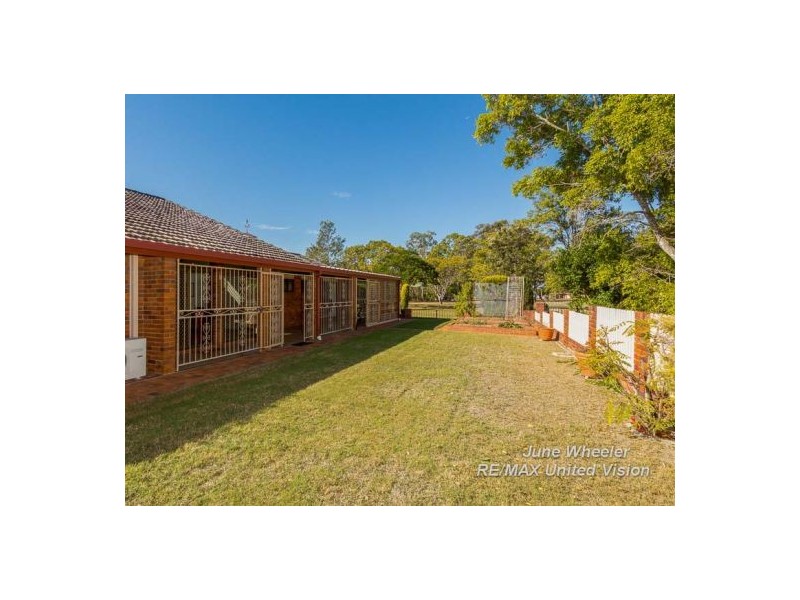 63 Bridgnorth Street, Carindale QLD 4152