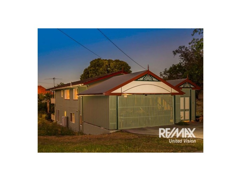 18 City View Road, Camp Hill QLD 4152