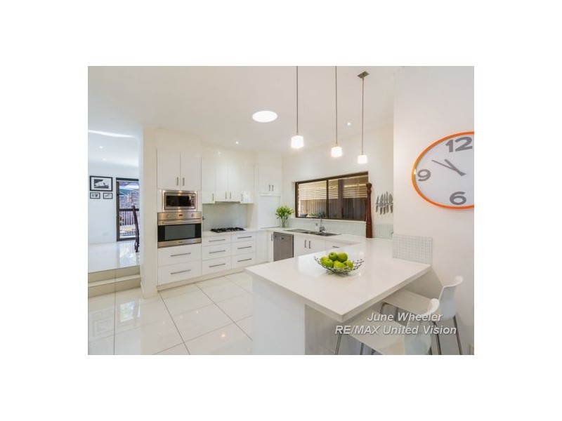 7 Raymore Court, Carindale QLD 4152