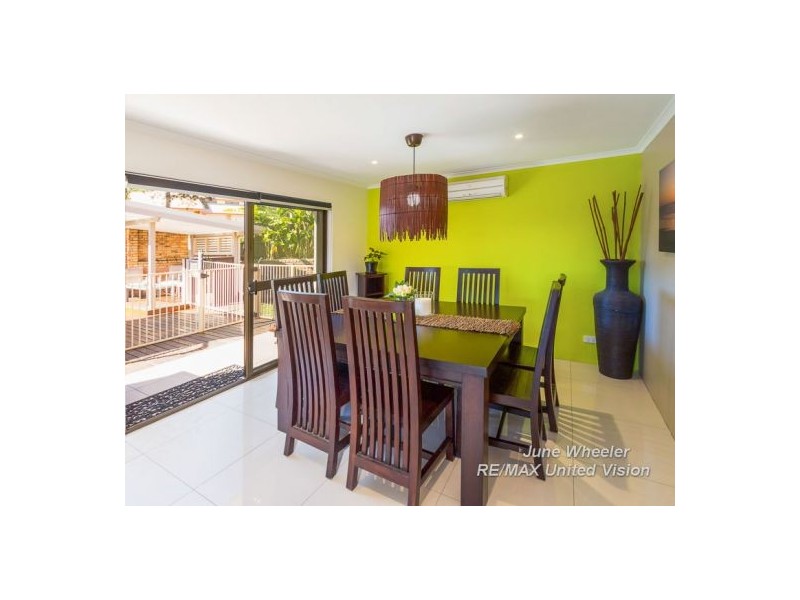 7 Raymore Court, Carindale QLD 4152