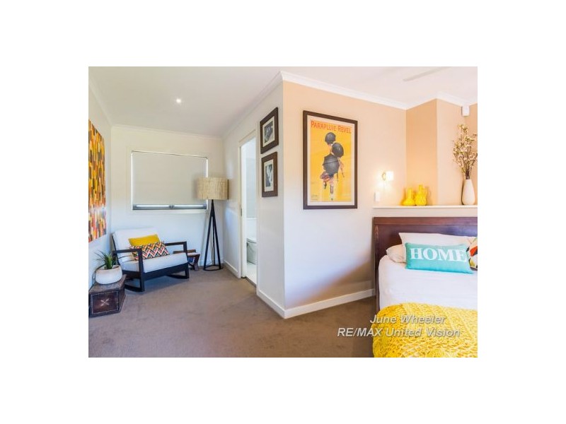 7 Raymore Court, Carindale QLD 4152