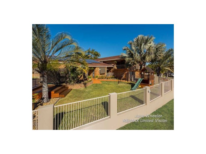 7 Raymore Court, Carindale QLD 4152