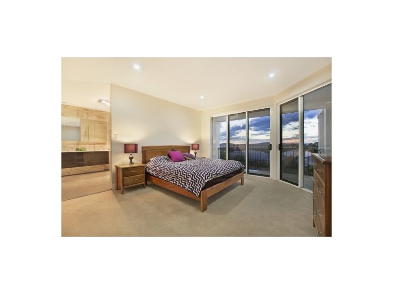 111 Ridgeview Street, Carindale QLD 4152