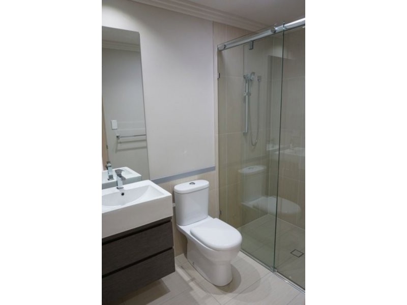 4/1914 Creek Rd The Courtyards East Village, Cannon Hill QLD 4170