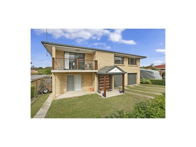 33 Honeysuckle Street, Mansfield QLD 4122