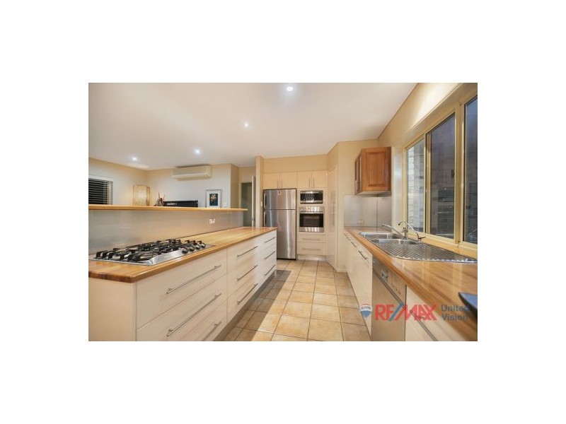 15 Waverley Court, Ormiston QLD 4160