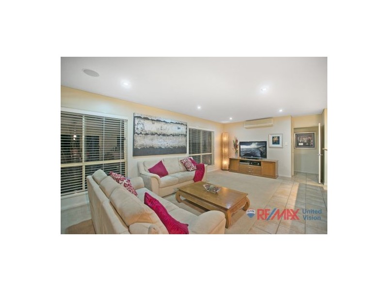 15 Waverley Court, Ormiston QLD 4160