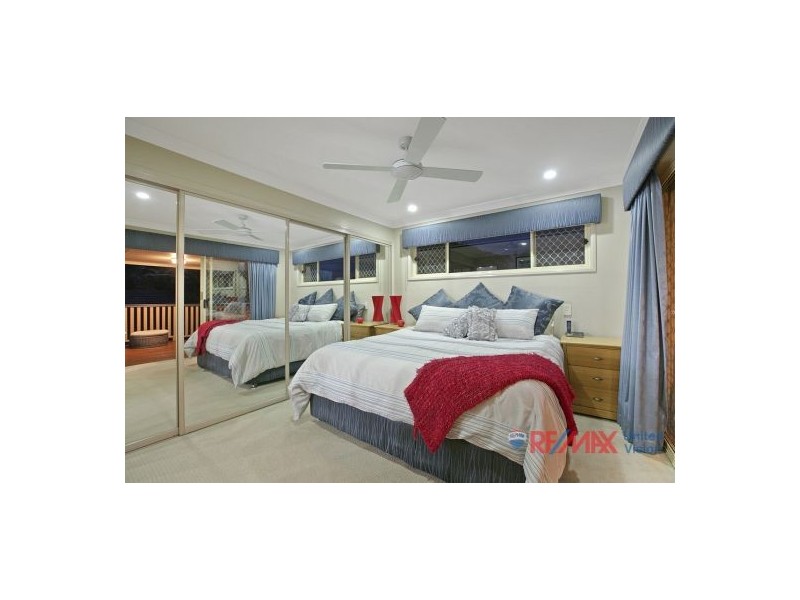 15 Waverley Court, Ormiston QLD 4160