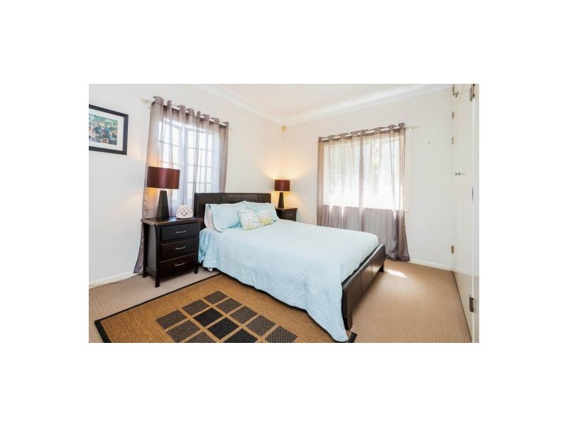 52 Grenfell Street, Mount Gravatt East QLD 4122