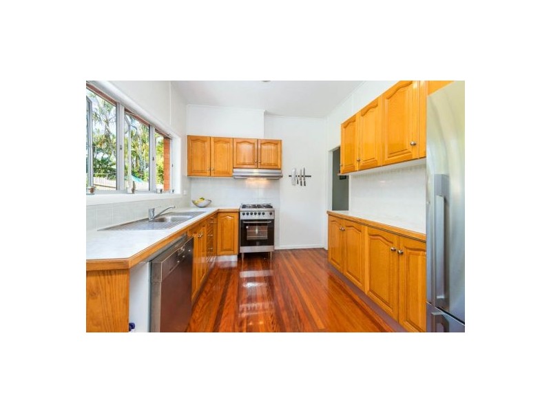 27 Joachim Street, Holland Park West QLD 4121