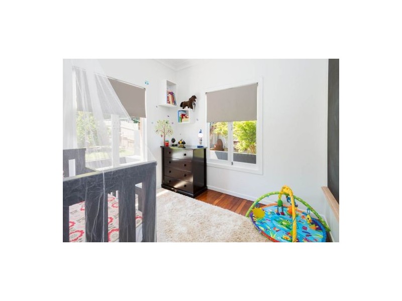 27 Joachim Street, Holland Park West QLD 4121