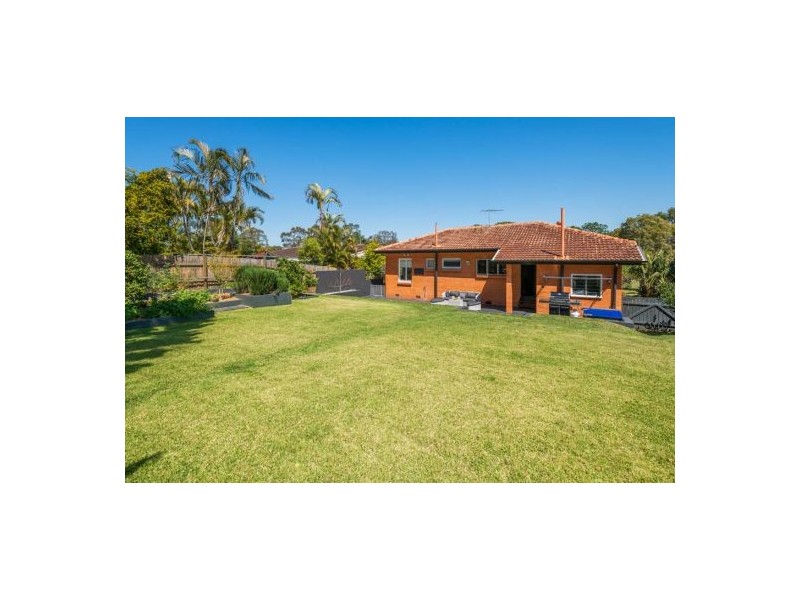 27 Joachim Street, Holland Park West QLD 4121