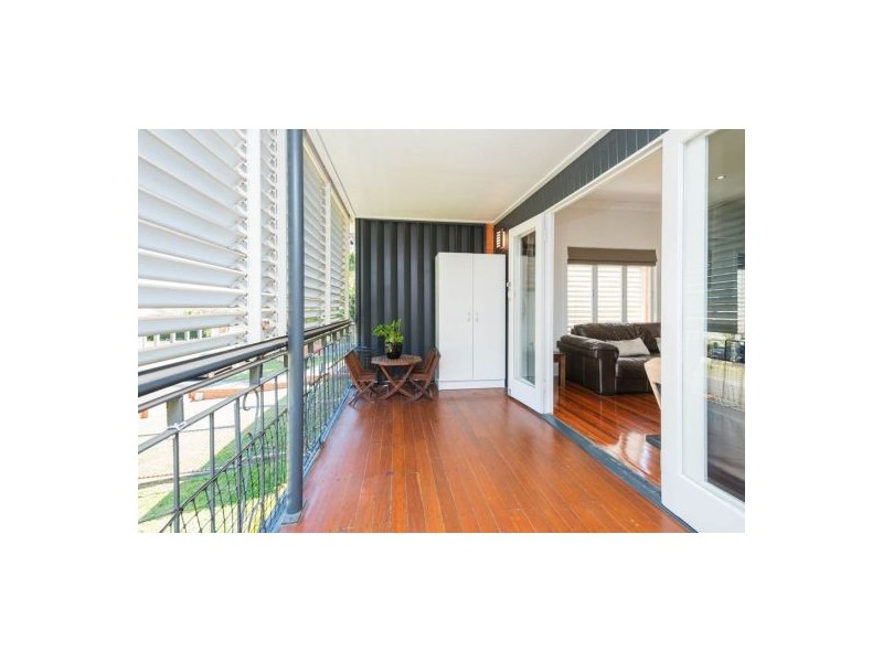 27 Joachim Street, Holland Park West QLD 4121