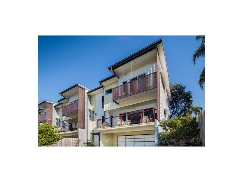 6B Hanworth Street, East Brisbane QLD 4169