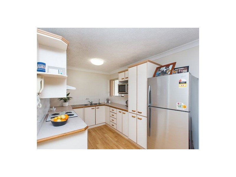 6/13 Nyrang Street, Carina QLD 4152