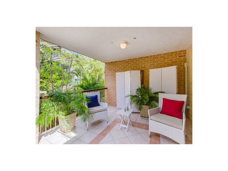 6/13 Nyrang Street, Carina QLD 4152