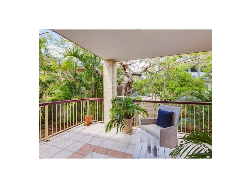 6/13 Nyrang Street, Carina QLD 4152