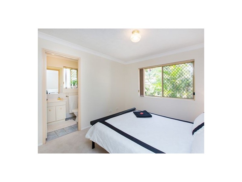 6/13 Nyrang Street, Carina QLD 4152