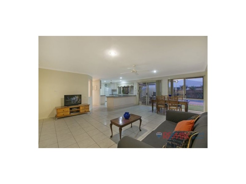 1 Schonrock Street, Wellington Point QLD 4160